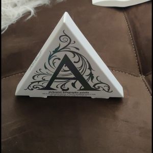 Alchemist Holographic Palette Make Up